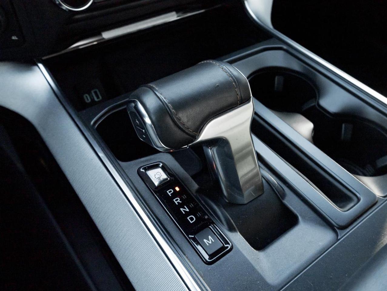 2022 Ford F-150 Platinum Photo