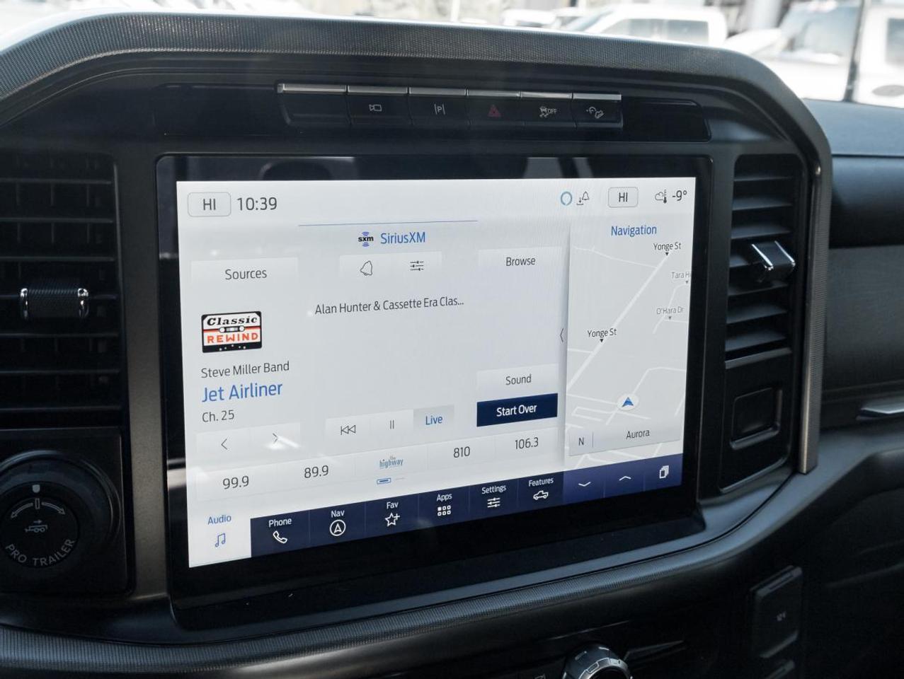 2022 Ford F-150 Platinum Photo