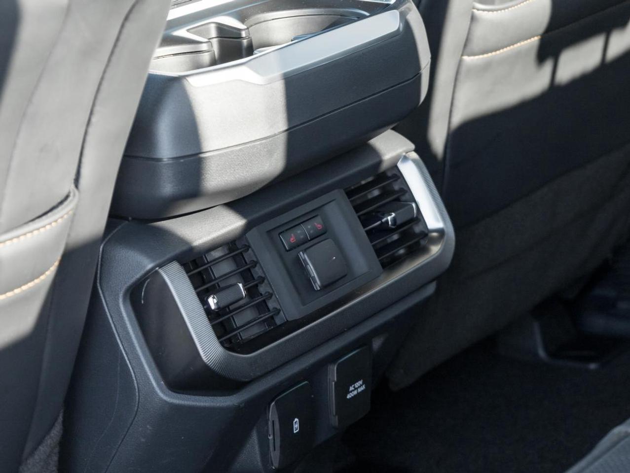 2022 Ford F-150 Platinum Photo