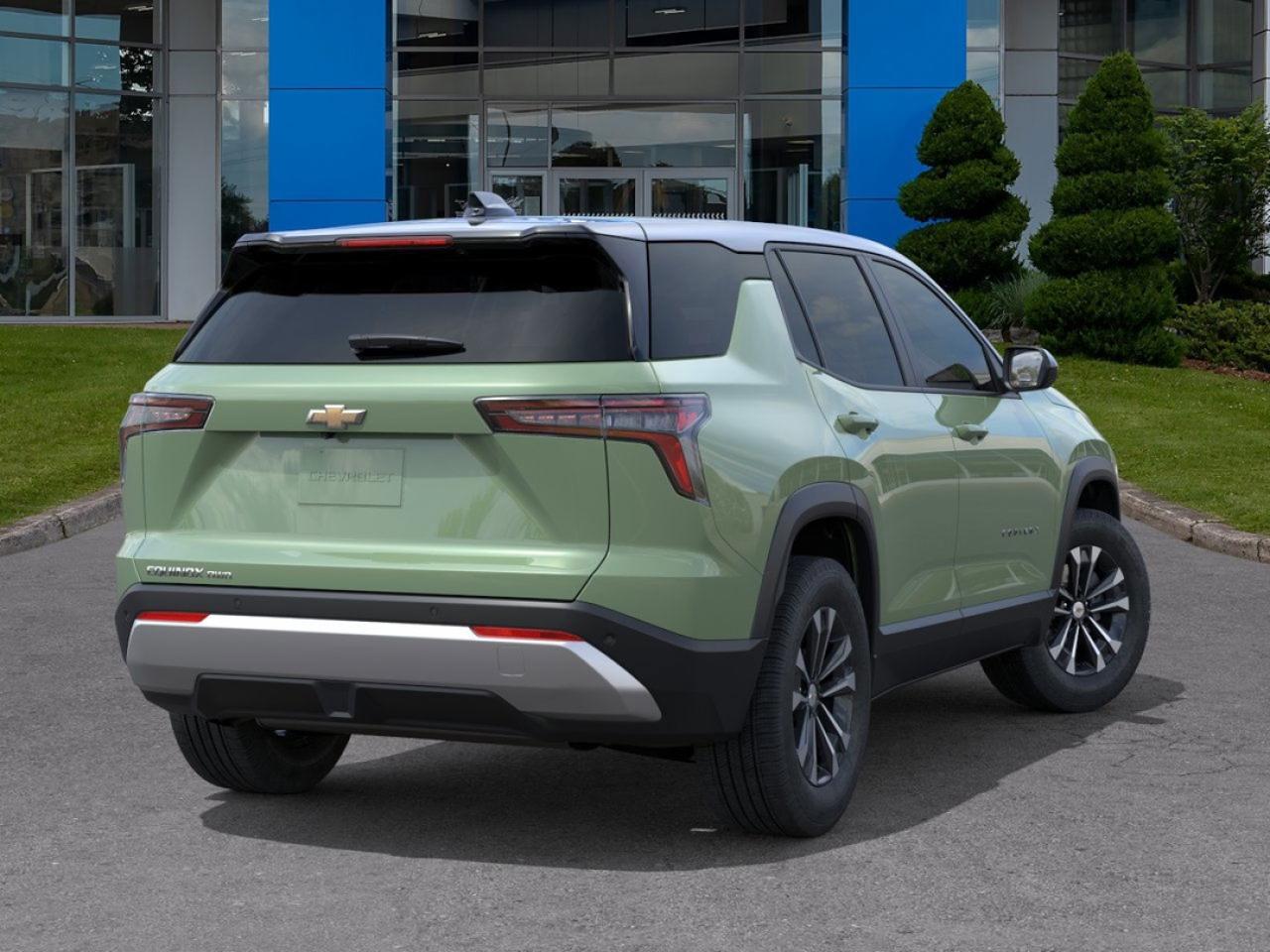 2026 Chevrolet Equinox AWD LT Photo2