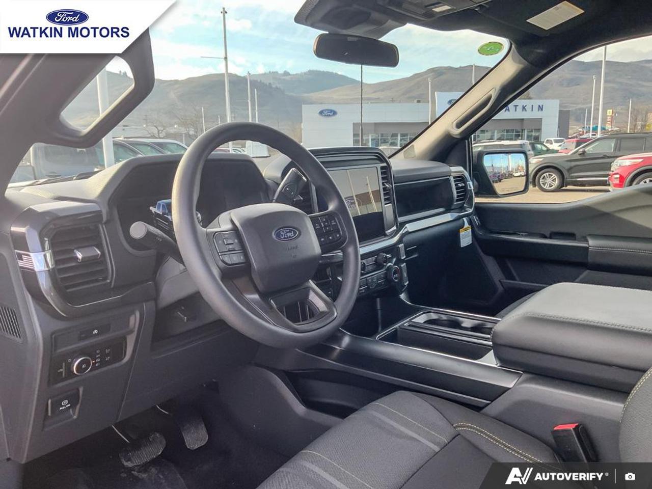 2025 Ford F-150 STX Photo15