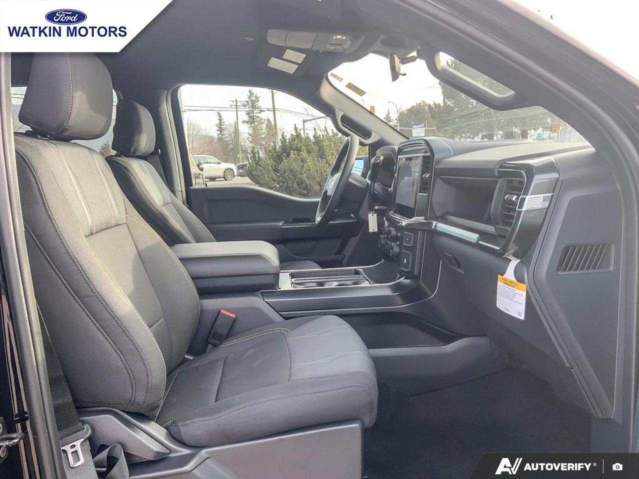 2025 Ford F-150 STX Photo24