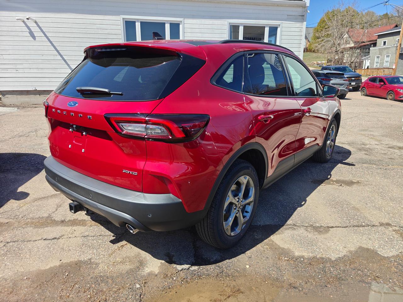 2026 Ford Escape ST-Line Select AWD Photo2