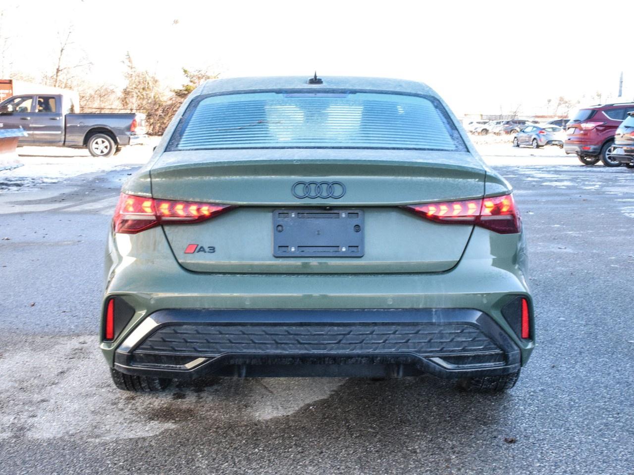 2025 Audi A3 Sedan Progressiv 40 TFSI quattro Photo2