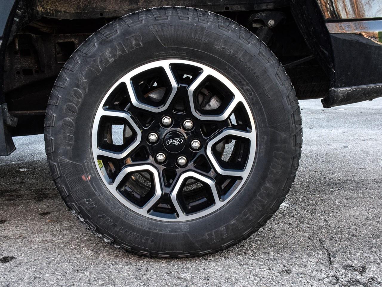 2023 Ford F-150 XLT 4WD SuperCrew 5.5' Box Photo