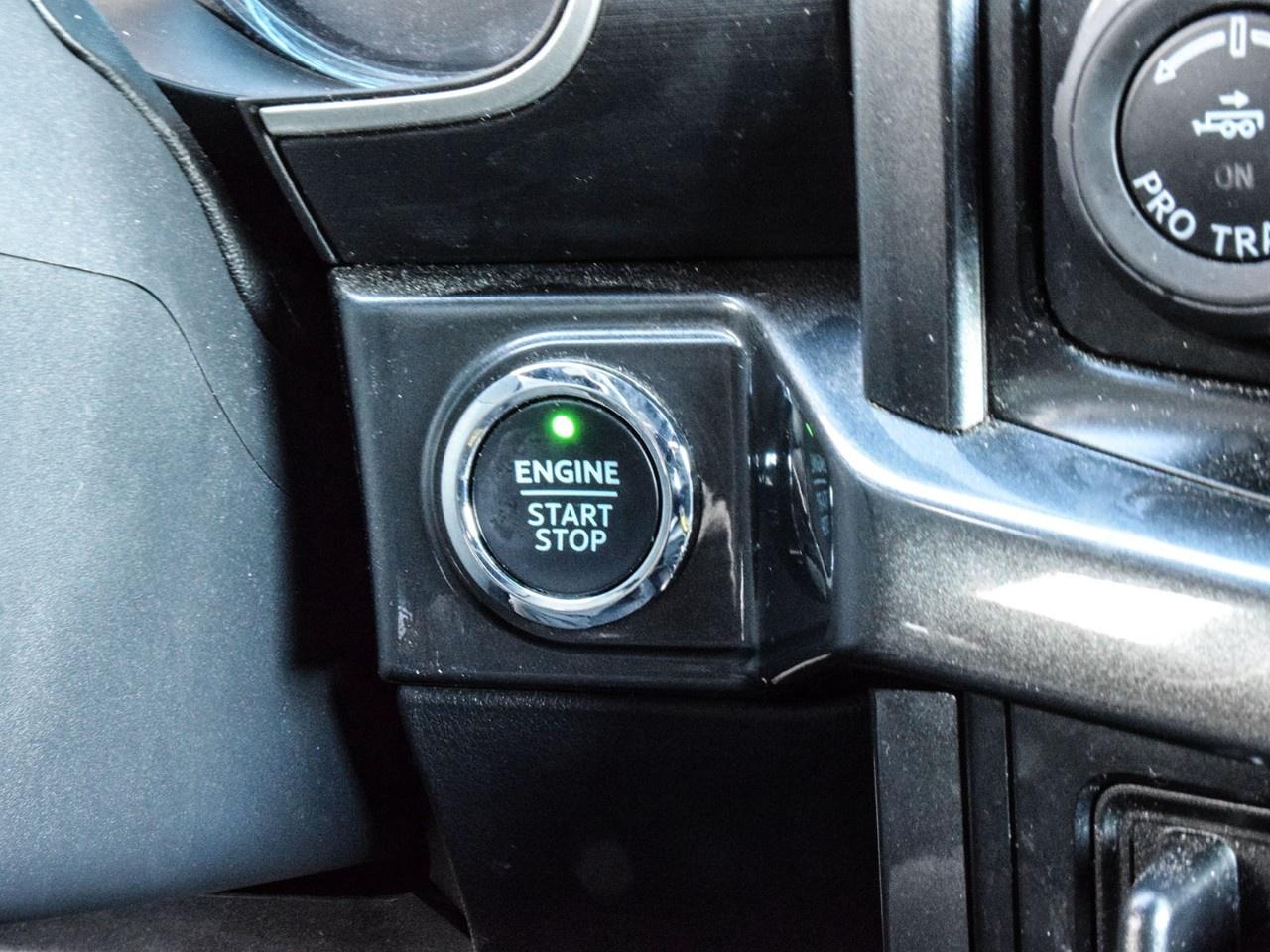 2023 Ford F-150 XLT 4WD SuperCrew 5.5' Box Photo