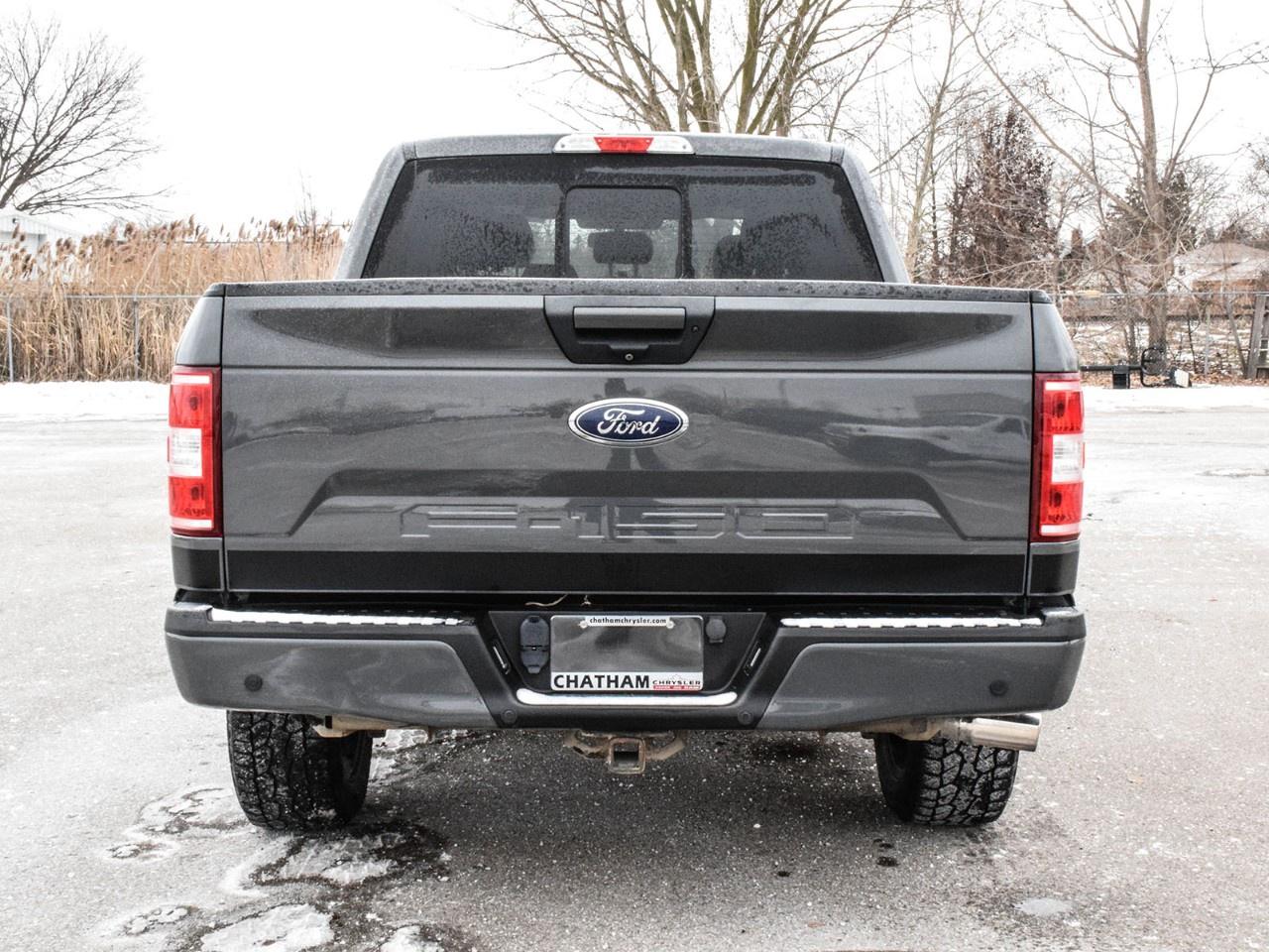 2018 Ford F-150 XLT 4WD SuperCrew 5.5' Box Photo2