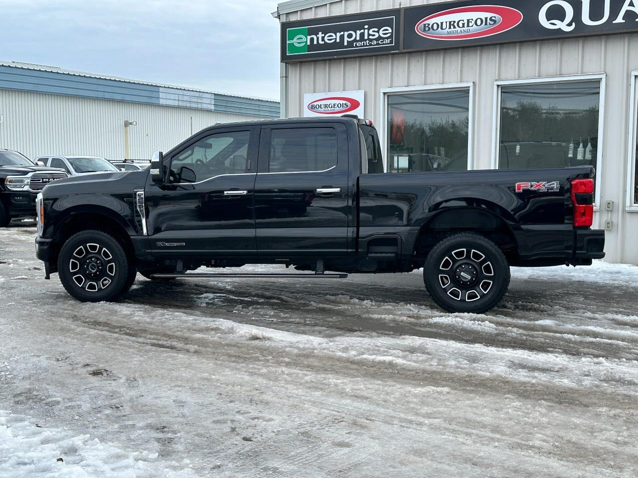 2023 Ford F-250 Super Duty SRW PLATINUM 4WD CREW CAB 6.75' BOX Photo