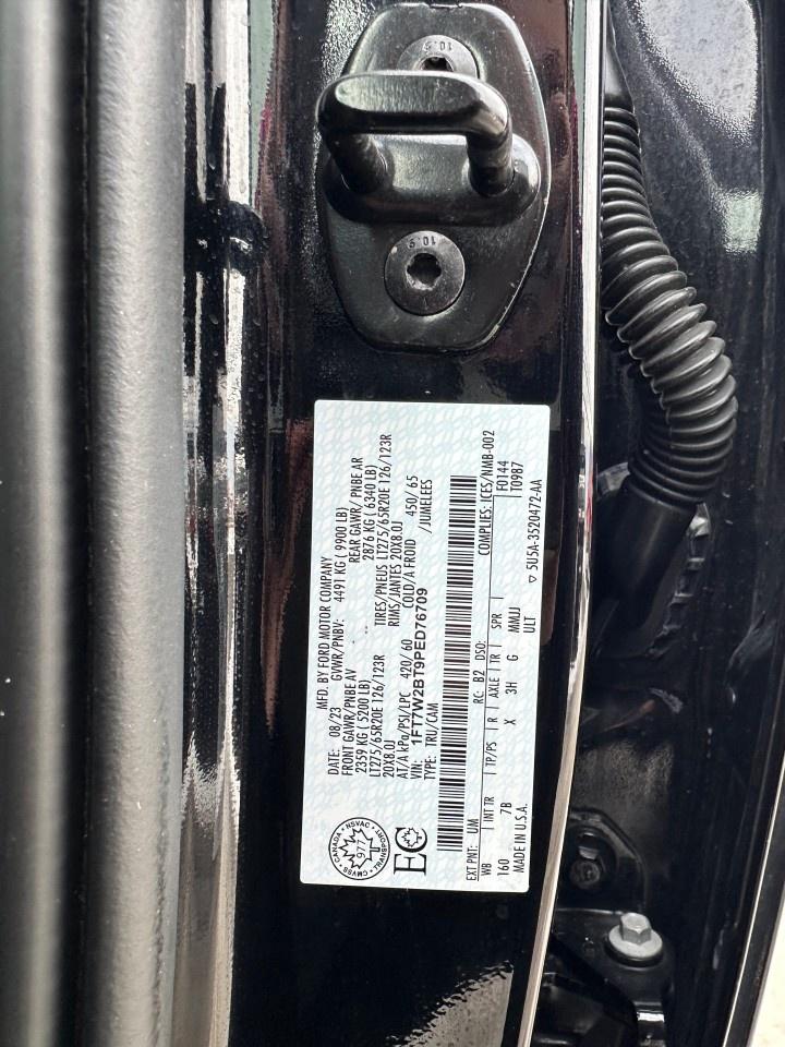 2023 Ford F-250 Super Duty SRW PLATINUM 4WD CREW CAB 6.75' BOX Photo