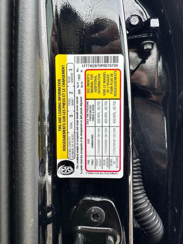 2023 Ford F-250 Super Duty SRW PLATINUM 4WD CREW CAB 6.75' BOX Photo