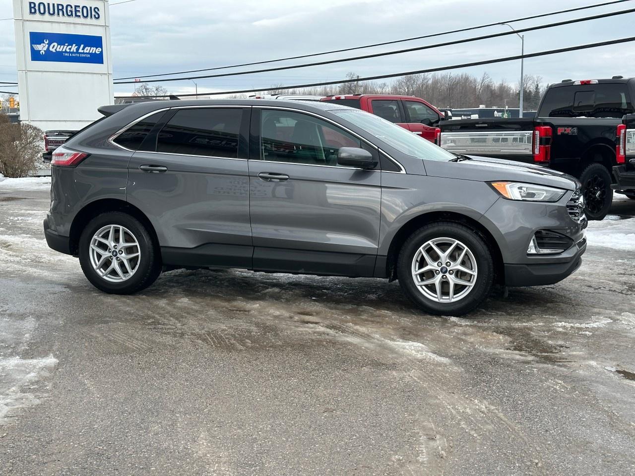 2021 Ford Edge SEL AWD Photo4