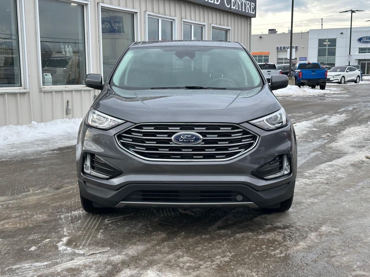 2021 Ford Edge SEL AWD Photo2