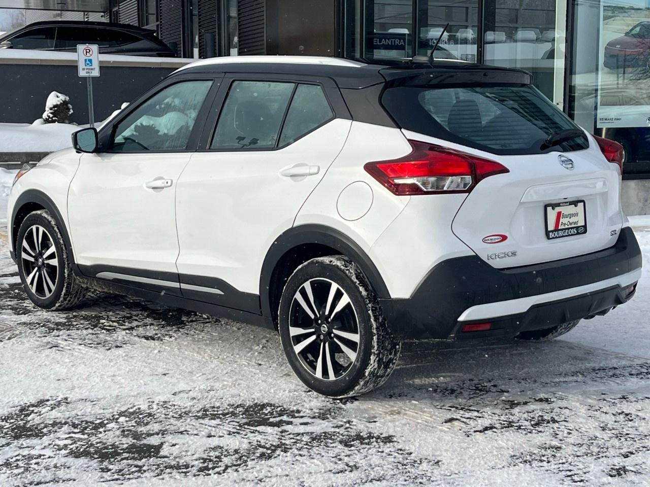 2019 Nissan Kicks SR FWD Photo