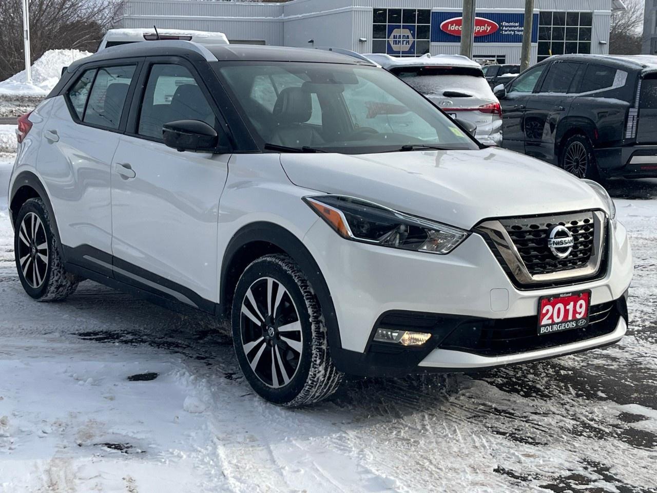 2019 Nissan Kicks SR FWD Photo