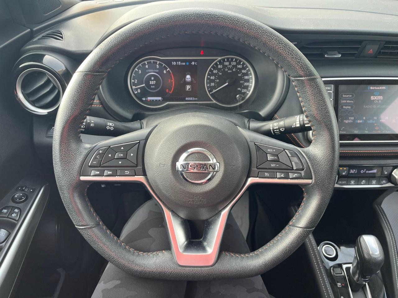 2019 Nissan Kicks SR FWD Photo