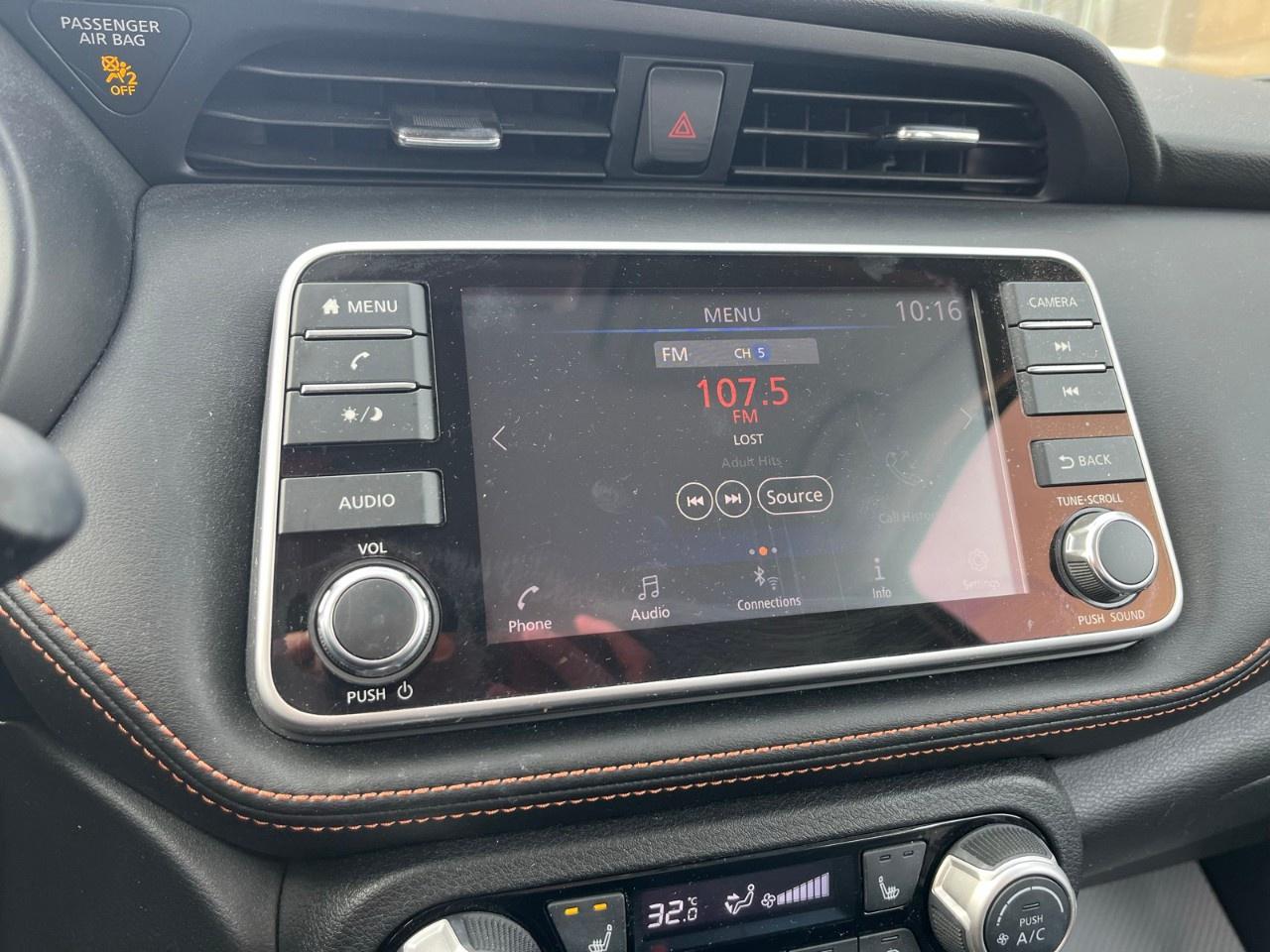 2019 Nissan Kicks SR FWD Photo