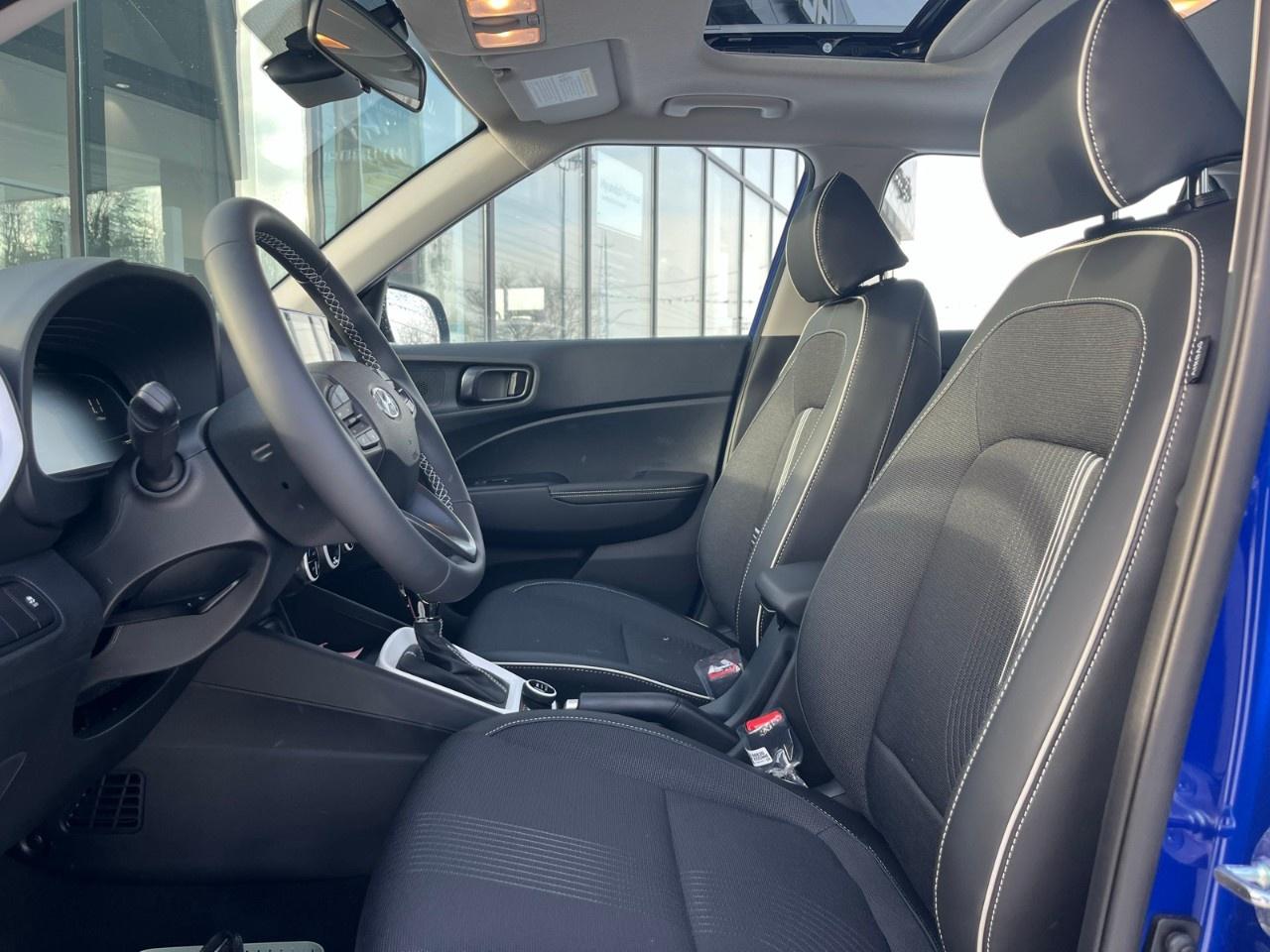 2026 Hyundai Venue Ultimate IVT w/Black Interior Photo