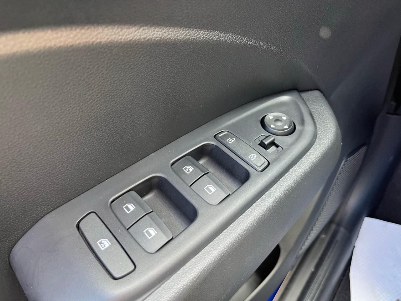 2026 Hyundai Venue Ultimate IVT w/Black Interior Photo