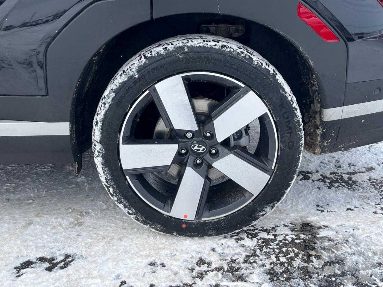 2026 Hyundai Santa Fe Hybrid Luxury AWD Photo3