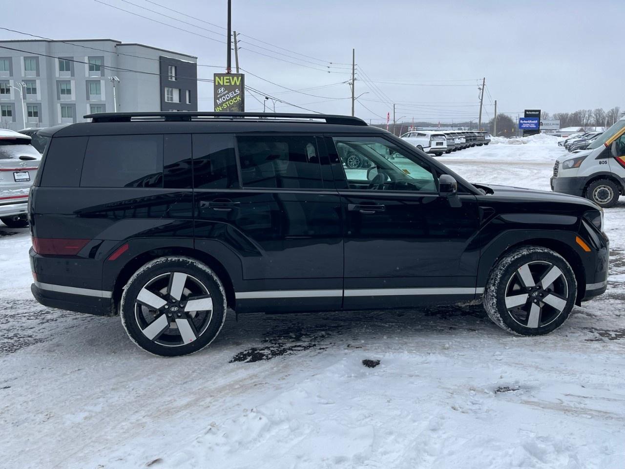 2026 Hyundai Santa Fe Hybrid Luxury AWD Photo