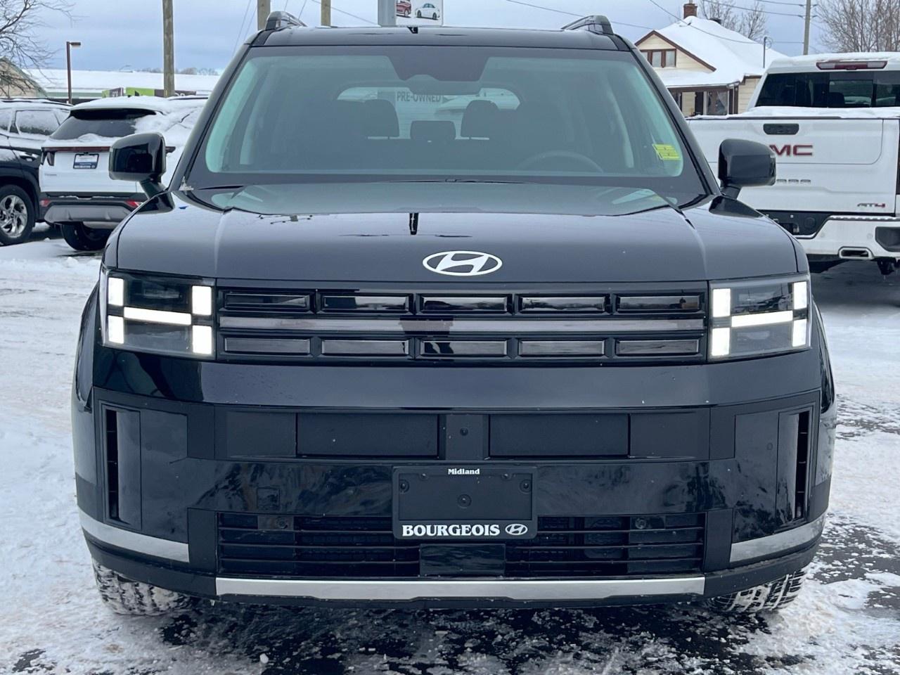 2026 Hyundai Santa Fe Hybrid Luxury AWD Photo