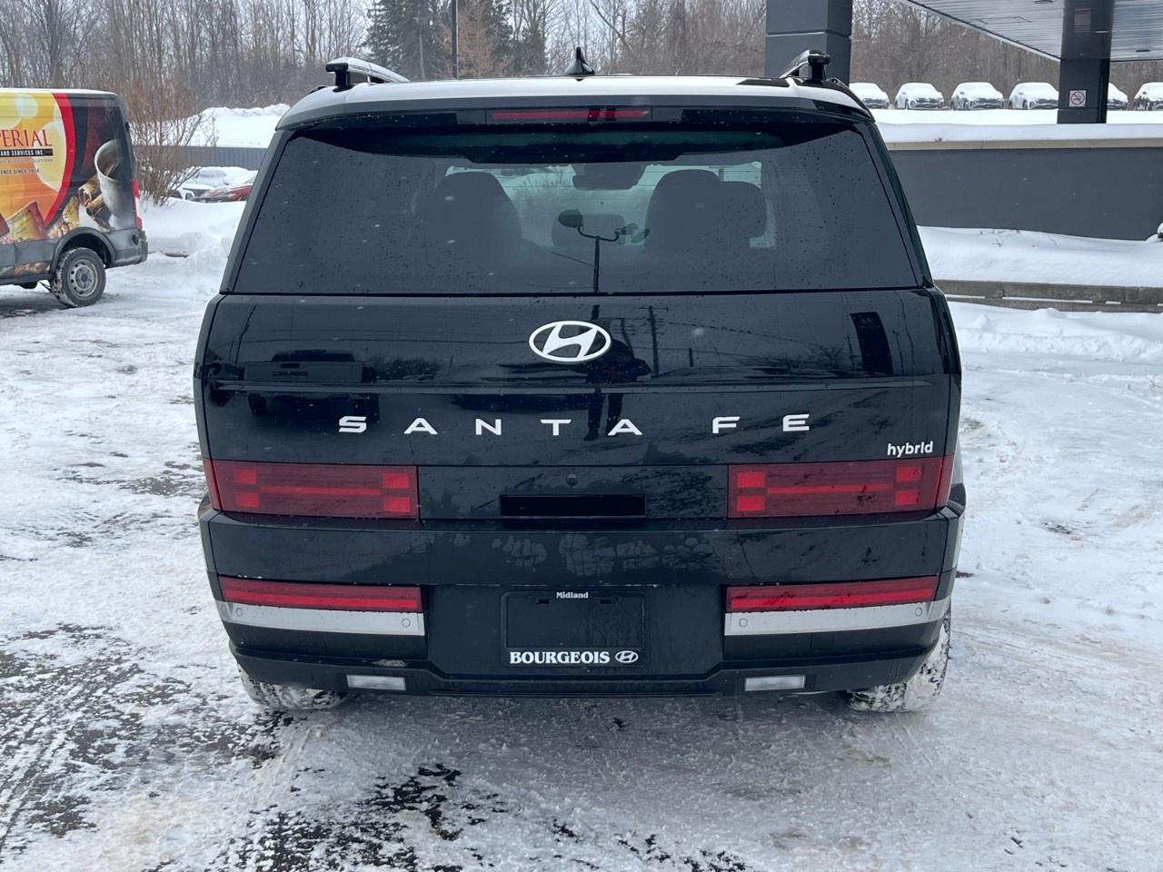 2026 Hyundai Santa Fe Hybrid Luxury AWD Photo