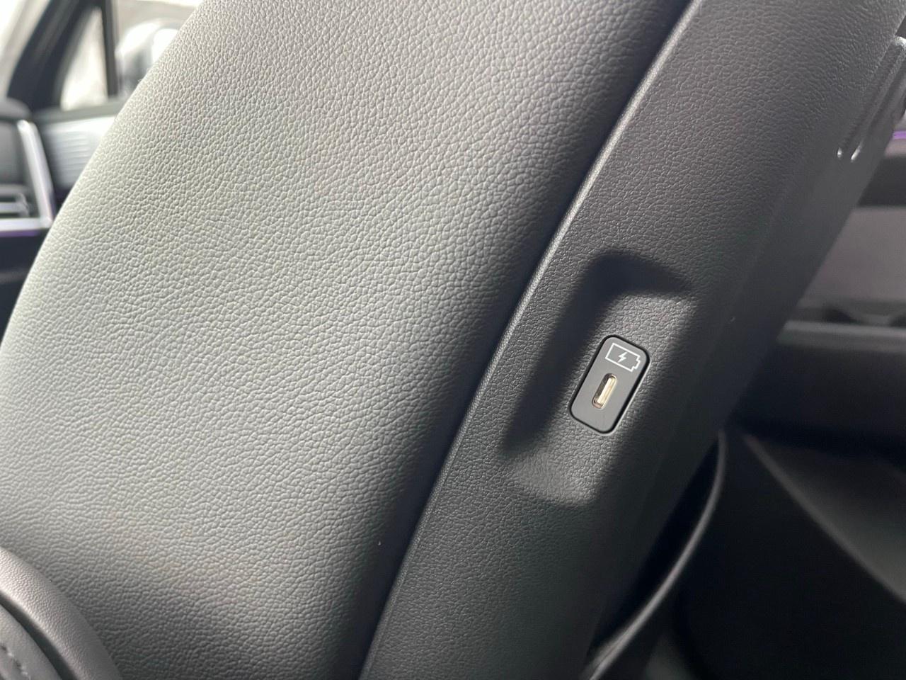 2026 Hyundai Santa Fe Hybrid Luxury AWD Photo