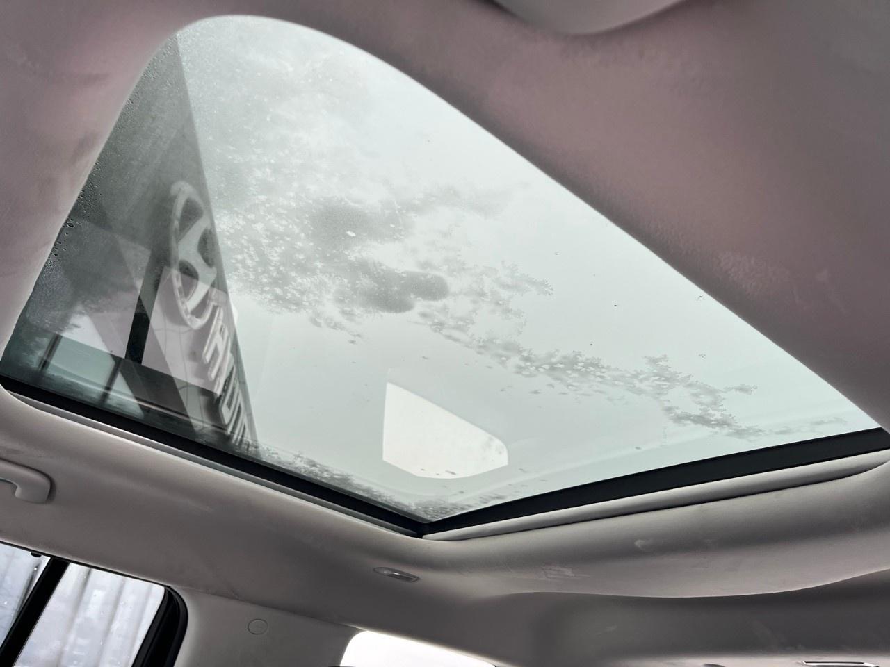 2026 Hyundai Santa Fe Hybrid Luxury AWD Photo