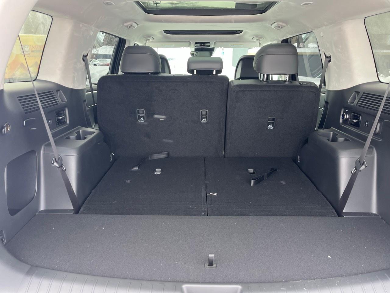 2026 Hyundai Santa Fe Hybrid Luxury AWD Photo