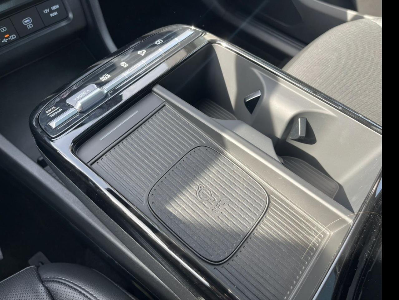 2026 Hyundai Tucson Preferred AWD w/Trend Pkg [TUCWDK2EPMTM] Photo