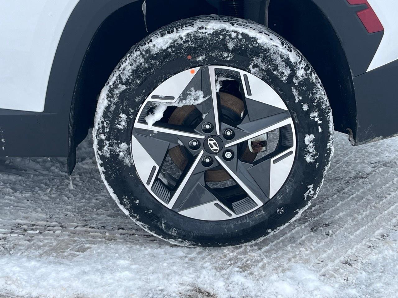 2026 Hyundai Tucson Preferred AWD w/Trend Pkg [TUCWDK2EPMTM] Photo3