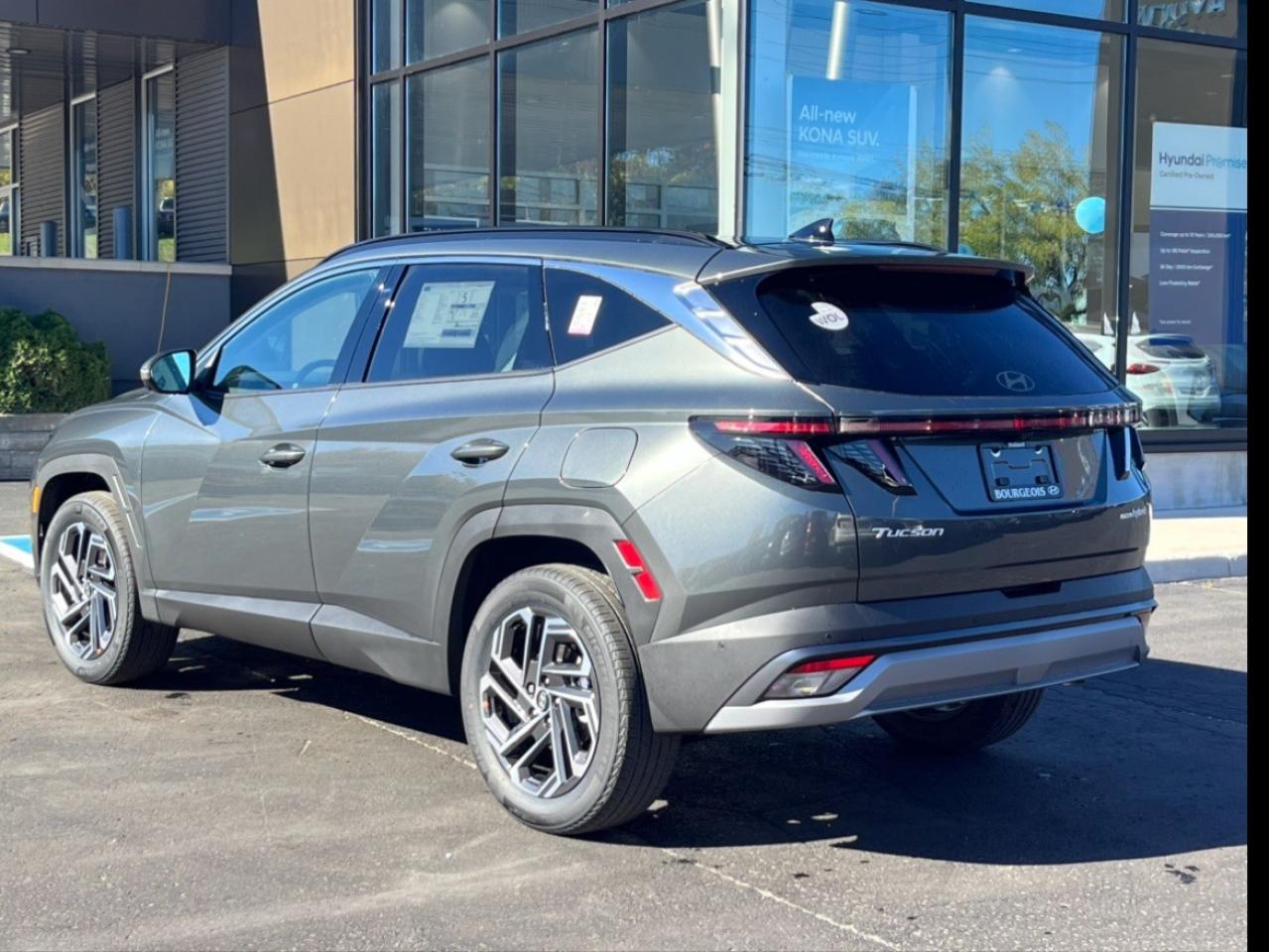 2026 Hyundai Tucson Plug-In Hybrid Ultimate AWD Photo4