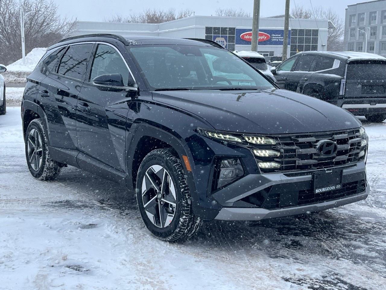 2026 Hyundai Tucson Preferred AWD w/Trend Pkg [TUCWDK2EPRTR] Photo