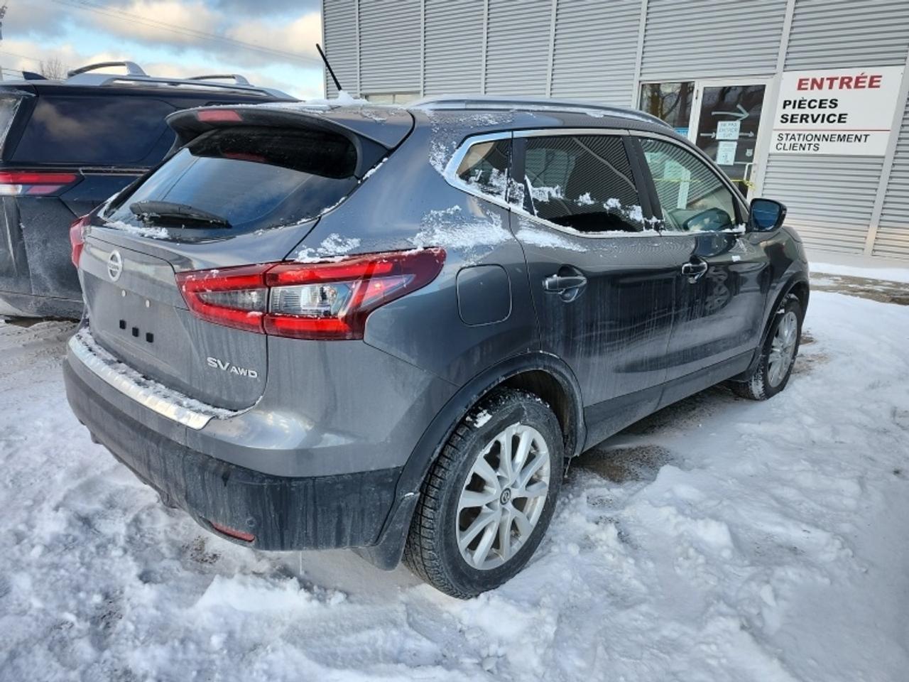 2023 Nissan Qashqai SV AWD  - Sunroof -  Heated Seats - $186 B/W Photo2