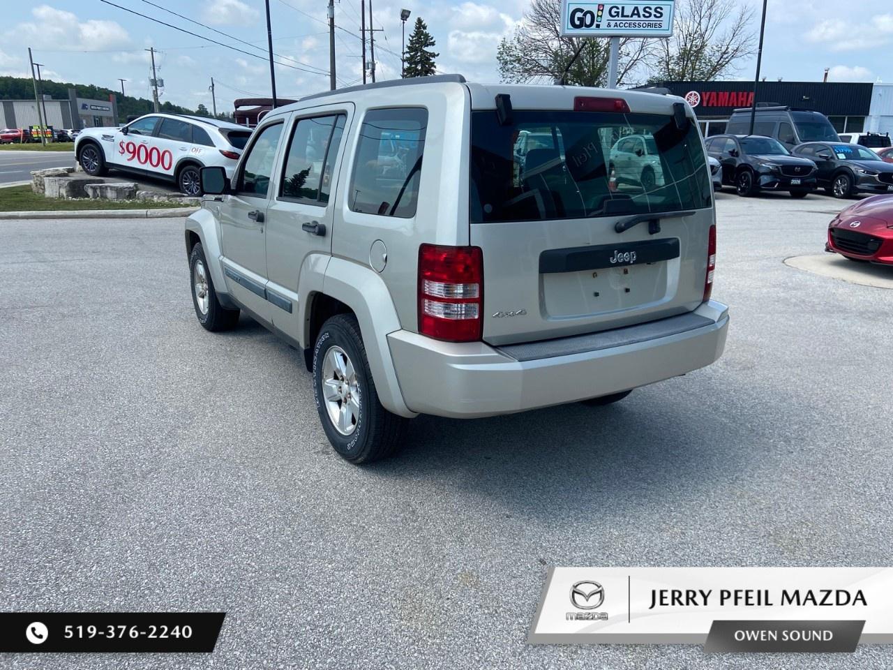 2009 Jeep Liberty 4WD 4DR SPORT Photo