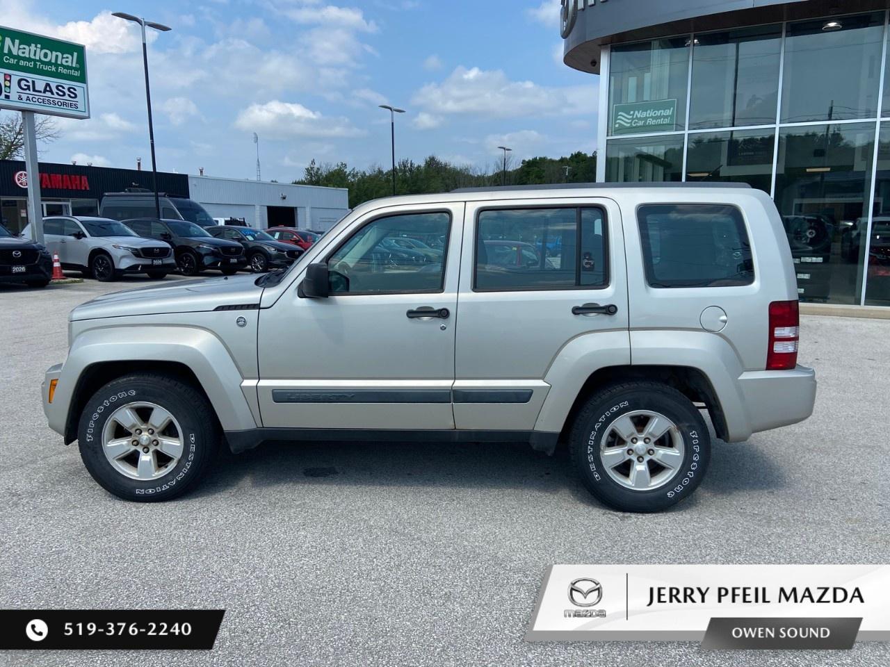 2009 Jeep Liberty 4WD 4DR SPORT Photo