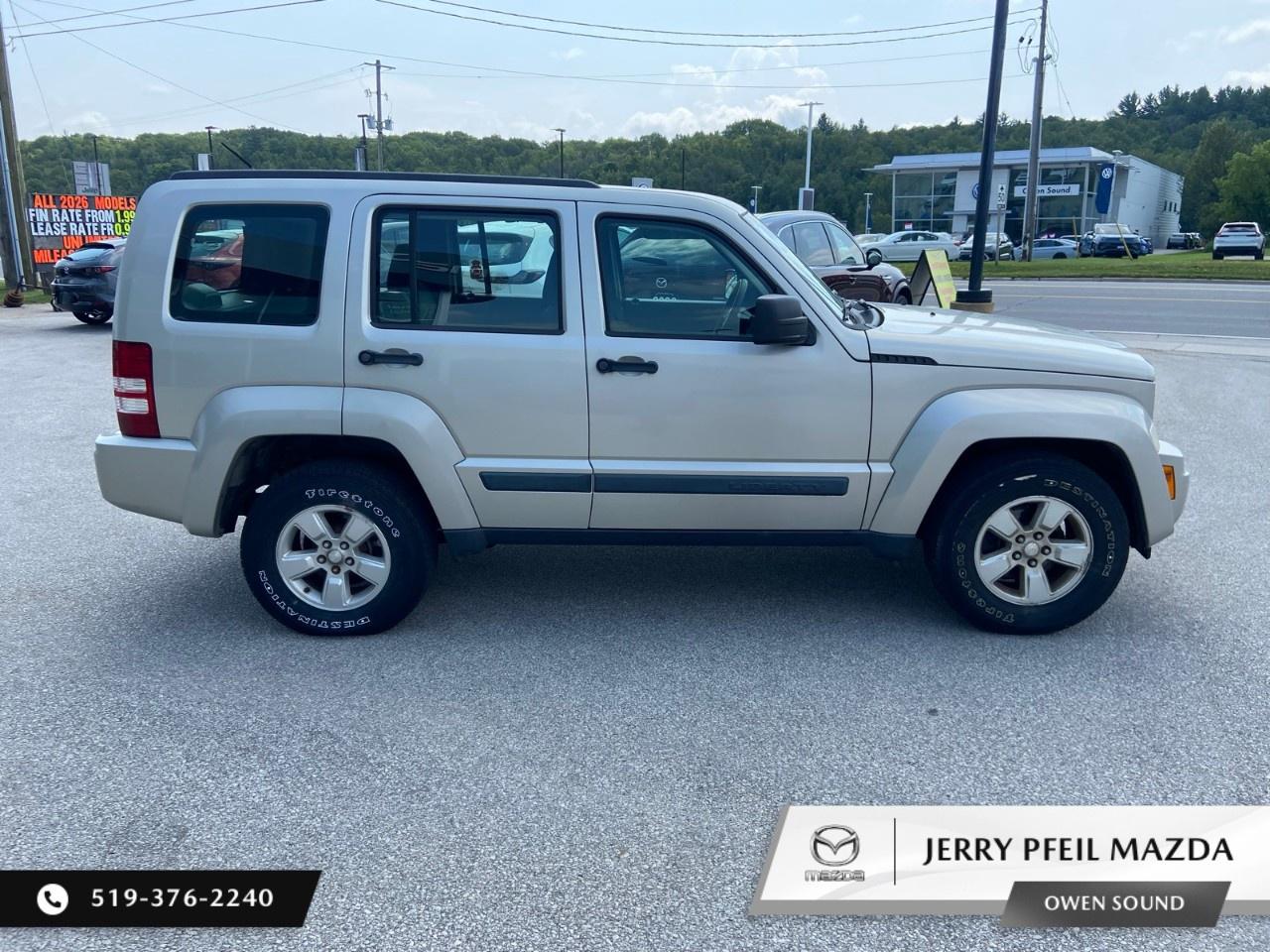2009 Jeep Liberty 4WD 4DR SPORT Photo