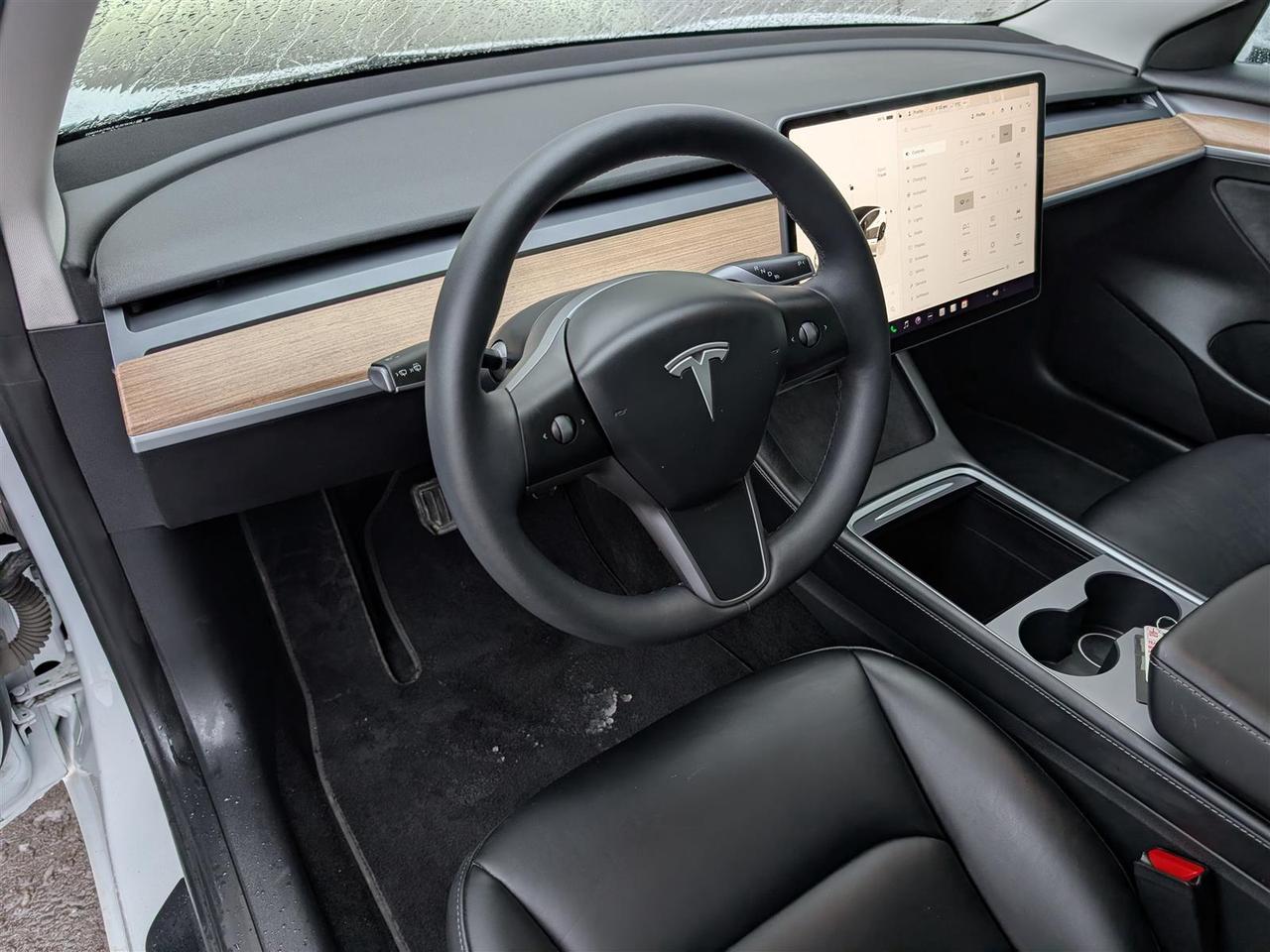 2023 Tesla Model 3 STANDARD Photo