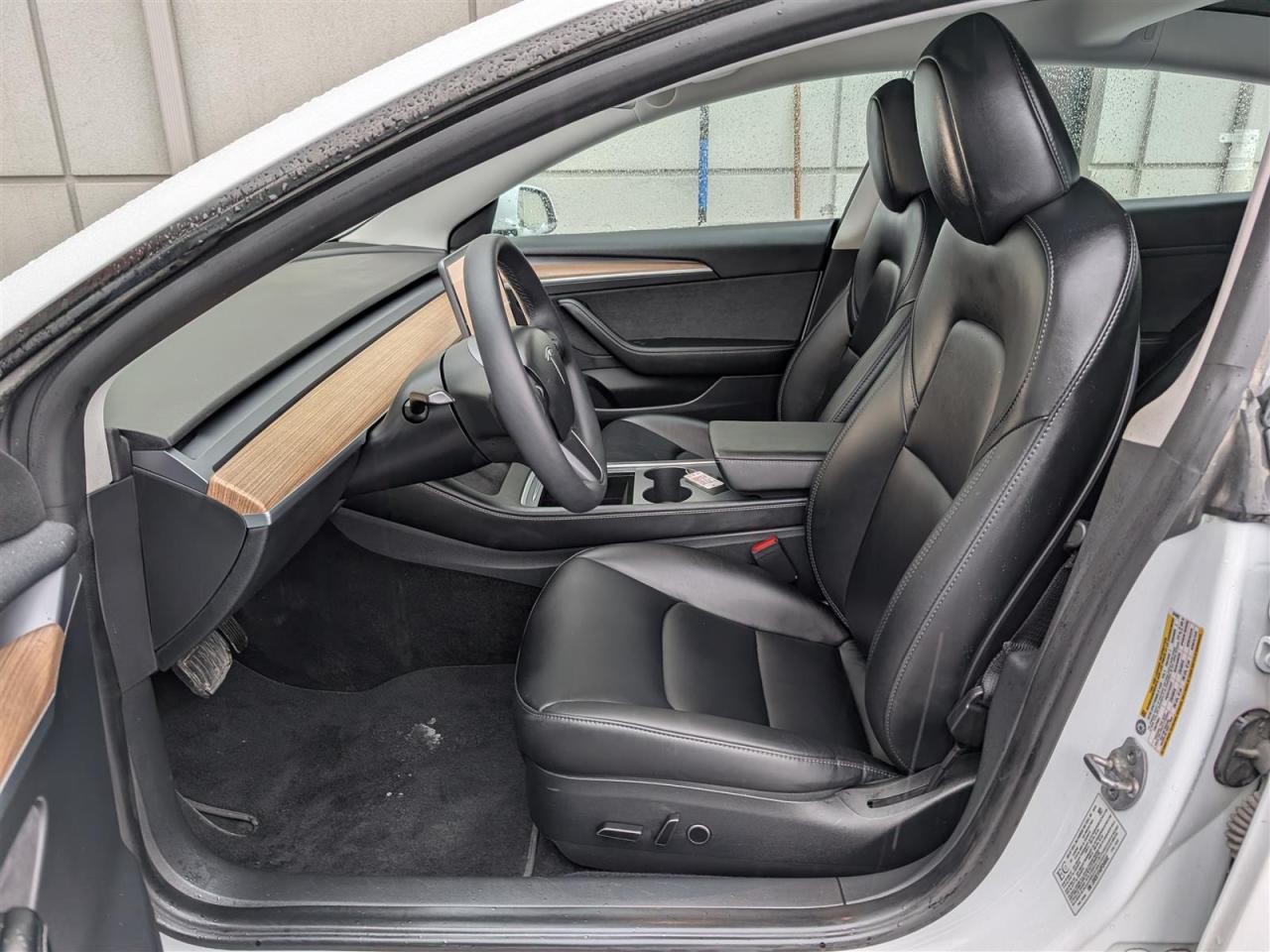 2023 Tesla Model 3 STANDARD Photo