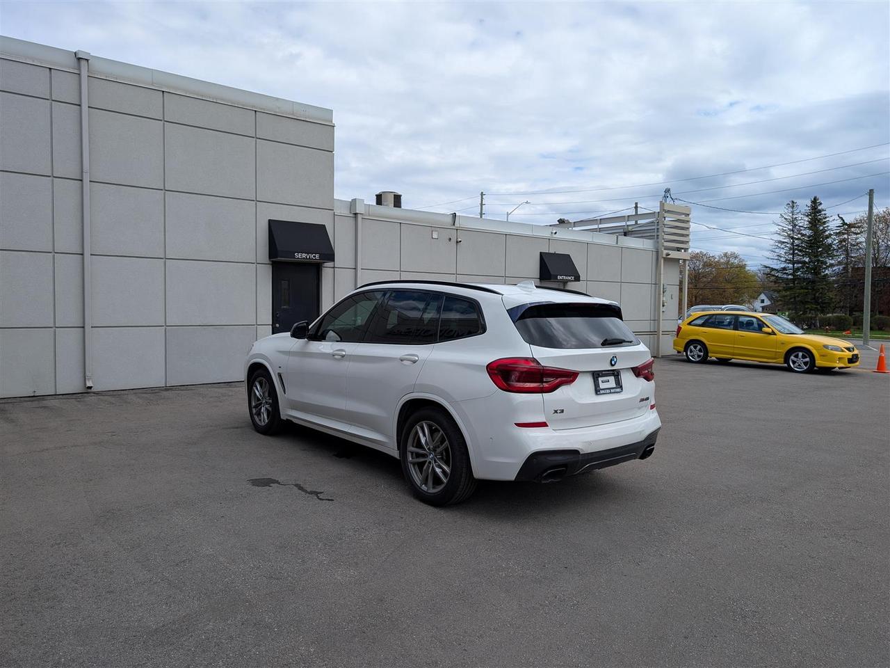 2021 BMW X3 M40i XDRIVE - PANO ROOF - NAVI - TECH FEATS Photo