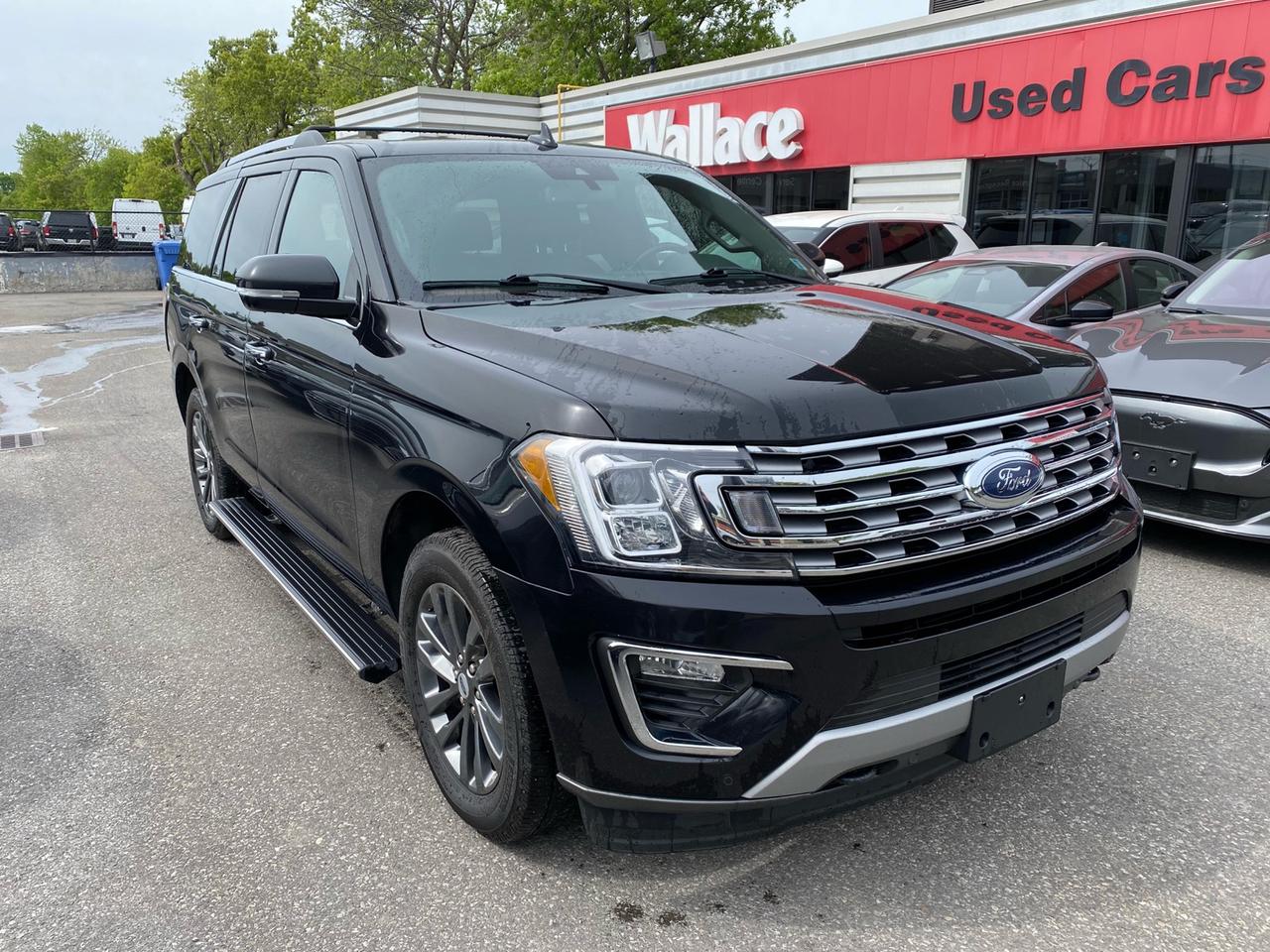 2021 Ford Expedition Limited | 8 Passenger | Panoramic Sunroof Photo
