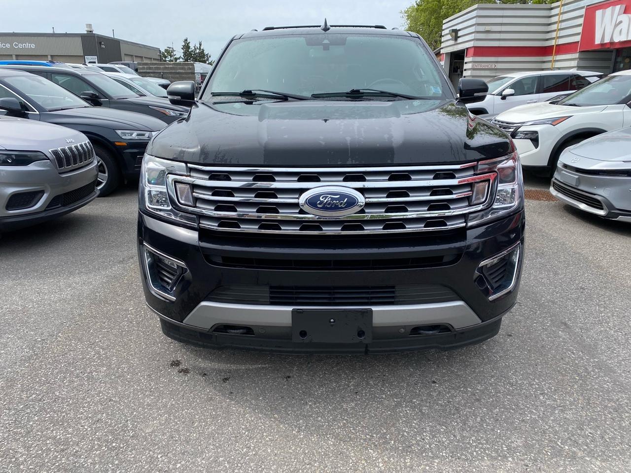 2021 Ford Expedition Limited | 8 Passenger | Panoramic Sunroof Photo