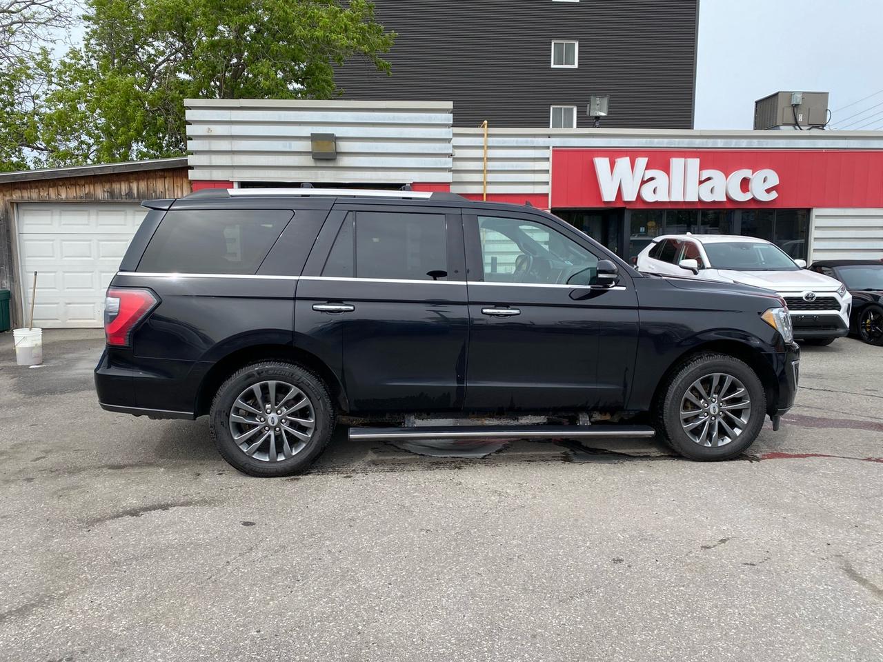 2021 Ford Expedition Limited | 8 Passenger | Panoramic Sunroof Photo
