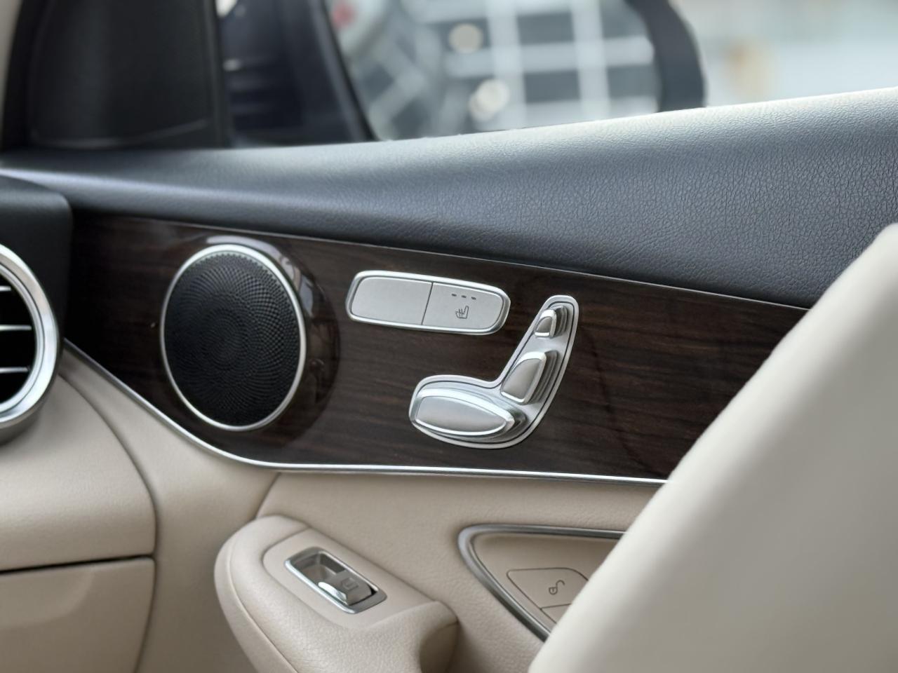 2016 Mercedes-Benz GLC-Class 300 | PREMIUM | PANO | LOADED Photo