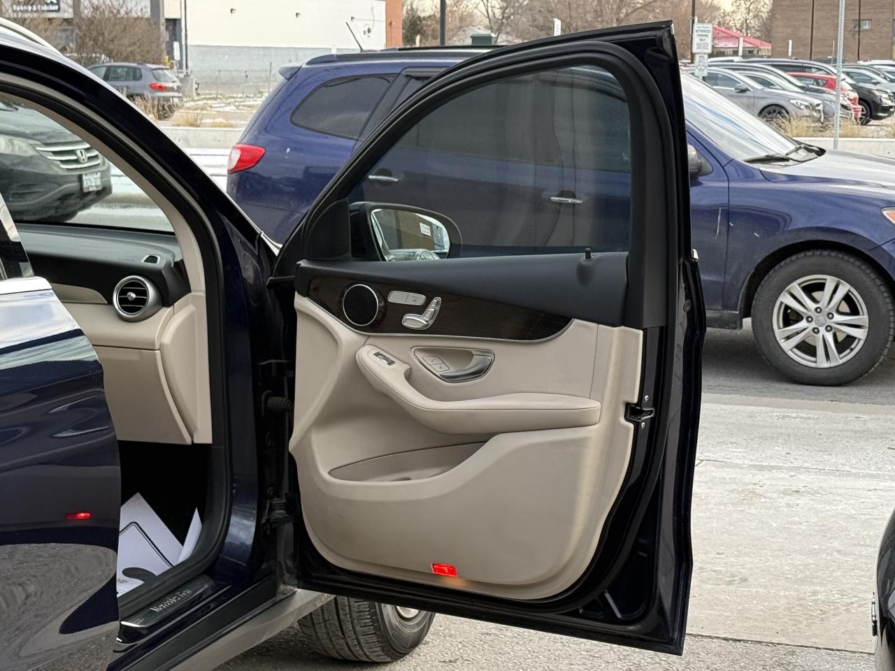 2016 Mercedes-Benz GLC-Class 300 | PREMIUM | PANO | LOADED Photo