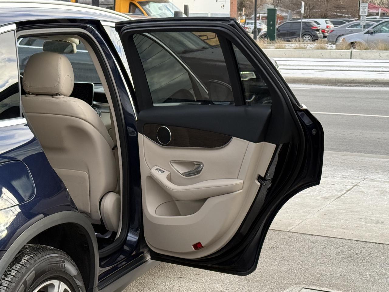 2016 Mercedes-Benz GLC-Class 300 | PREMIUM | PANO | LOADED Photo