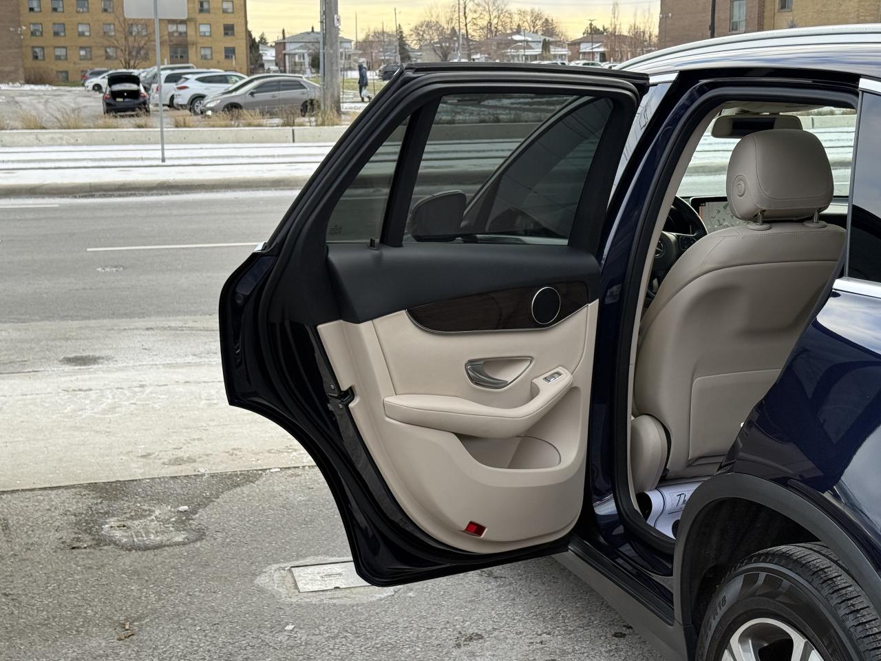 2016 Mercedes-Benz GLC-Class 300 | PREMIUM | PANO | LOADED Photo