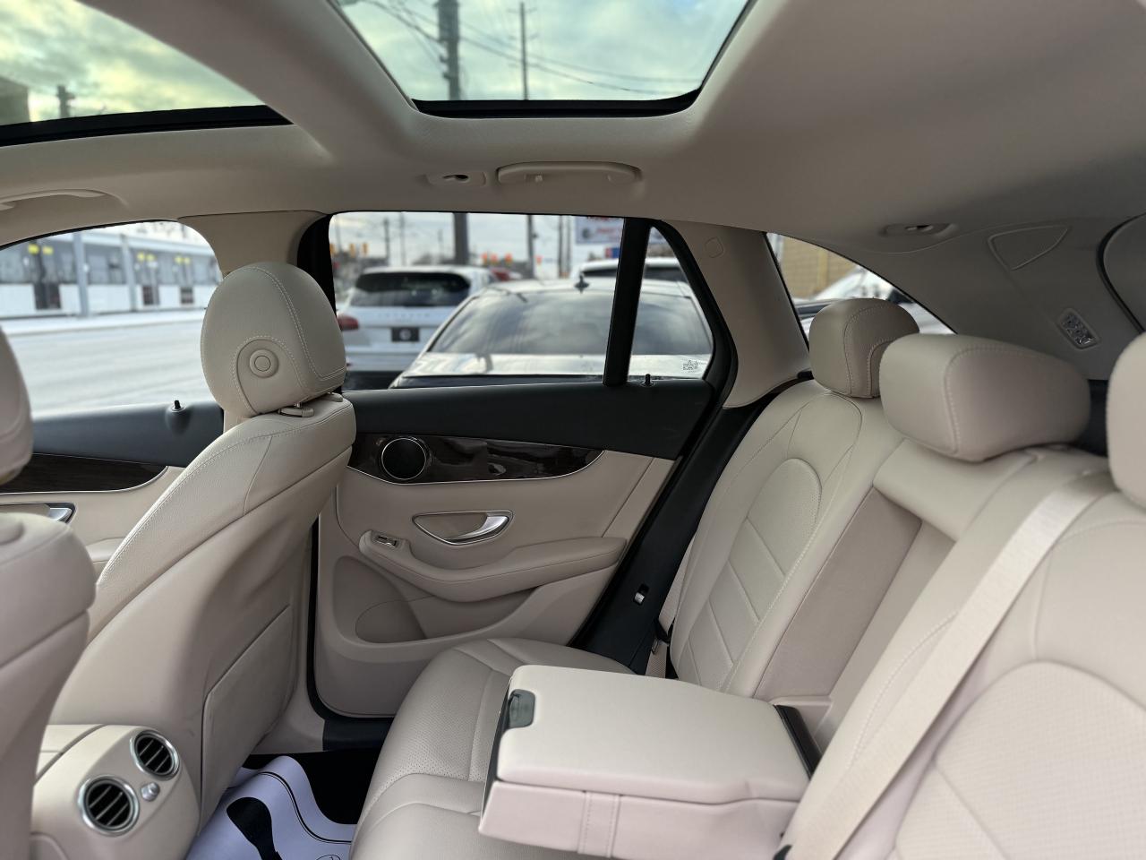 2016 Mercedes-Benz GLC-Class 300 | PREMIUM | PANO | LOADED Photo