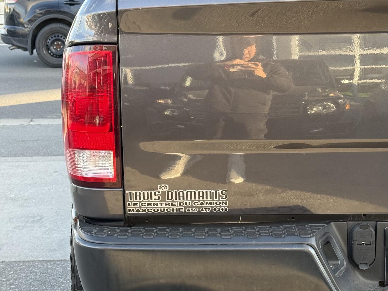 2016 RAM 1500 TRADESMAN | UPGRADED INFOTAINMENT | BACK UP CAMERA Photo