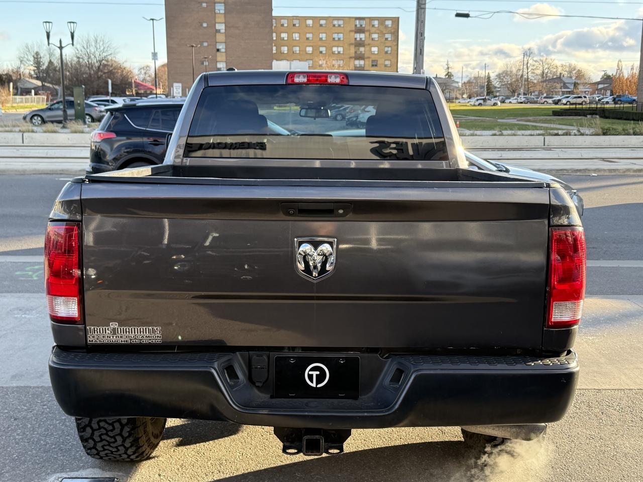 2016 RAM 1500 TRADESMAN | UPGRADED INFOTAINMENT | BACK UP CAMERA Photo